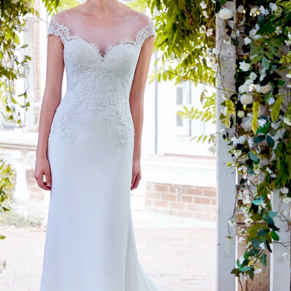 Rebecca Ingram Wedding Dress size 6